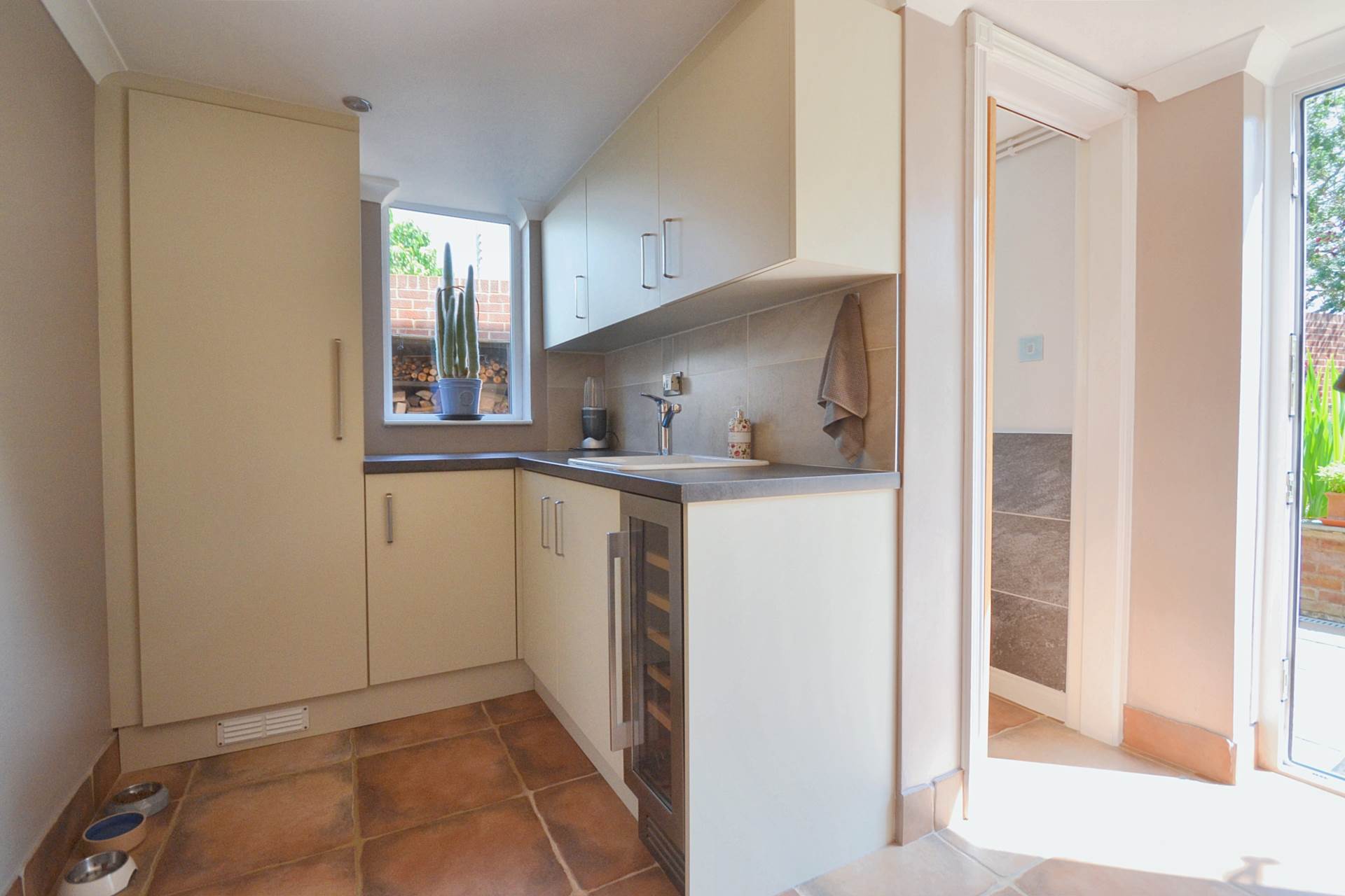 Hill View Road, Strensham, Worcestershire, Image 11