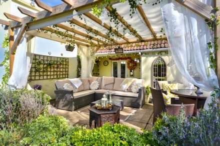 Sandhurst, Gloucester, Gloucestershire, Image 30