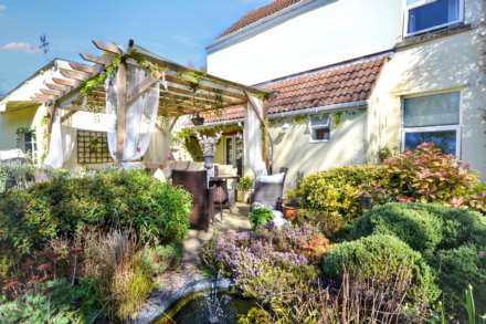 Sandhurst, Gloucester, Gloucestershire, Image 31