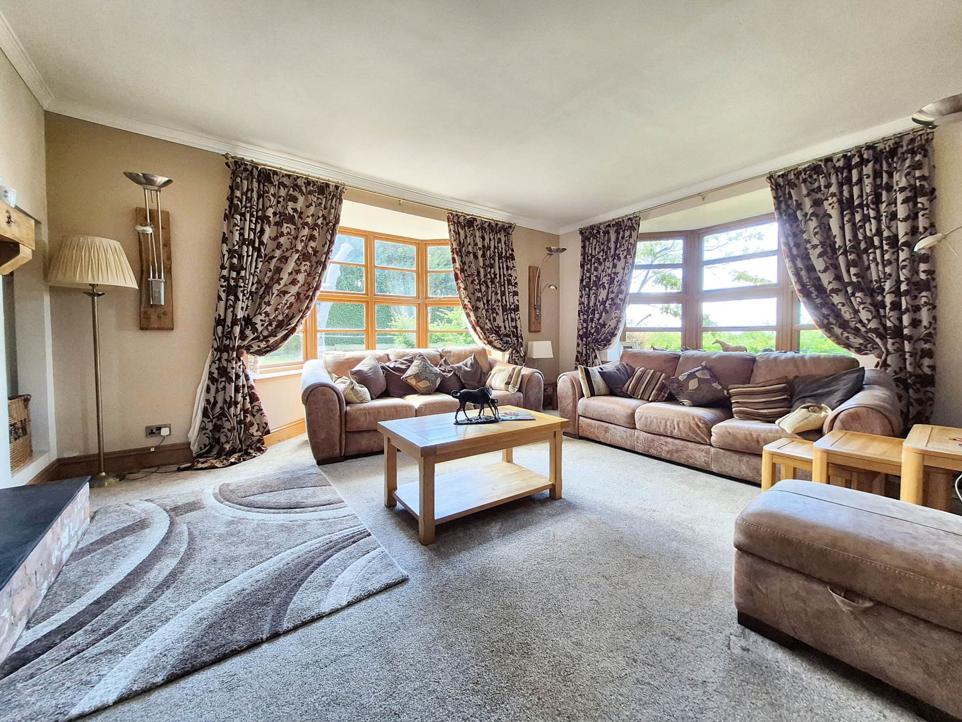 Equestrian property with 3.78 acres, stable block and 40m x 20m arena, Image 12