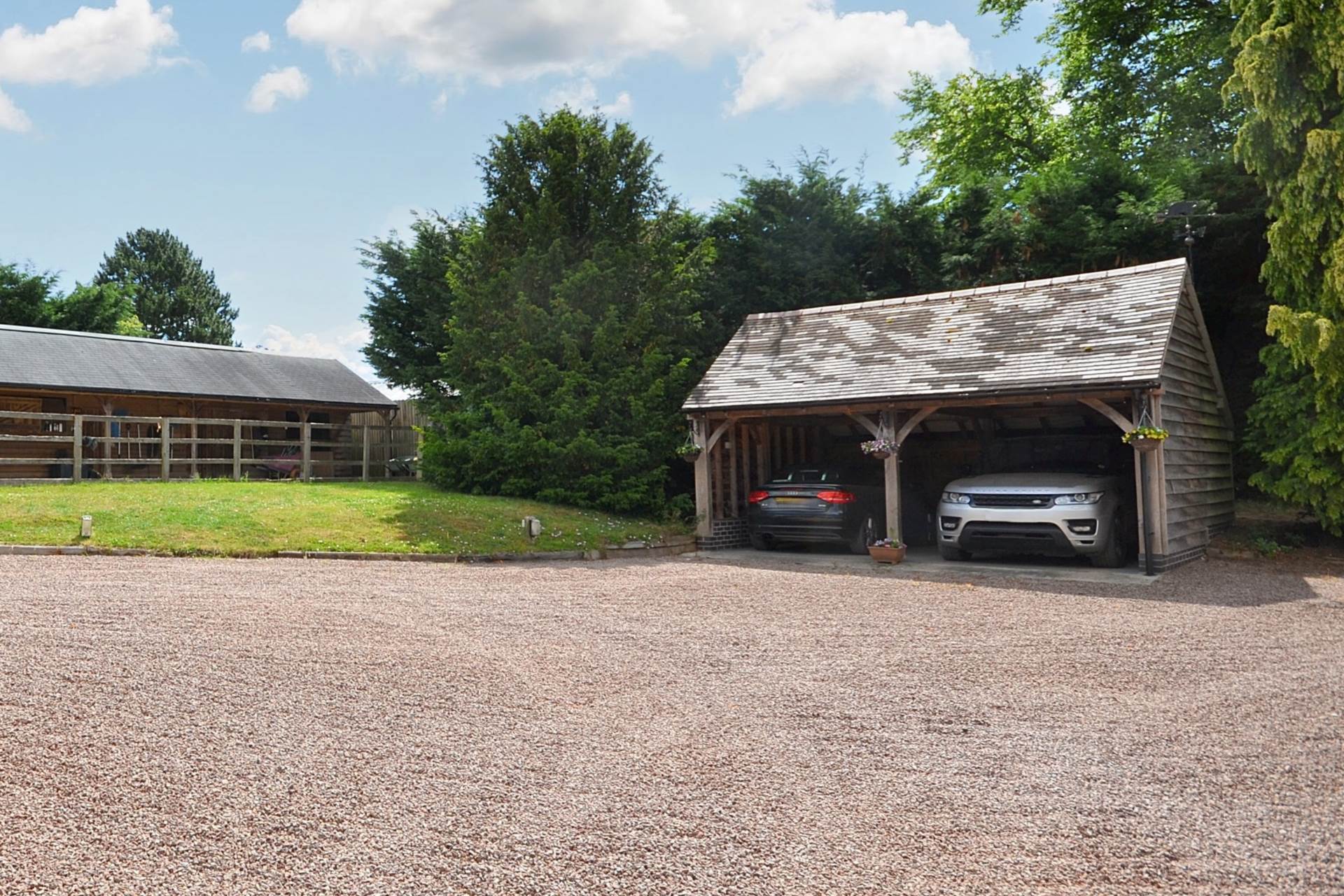 Equestrian property with 3.78 acres, stable block and 40m x 20m arena, Image 49
