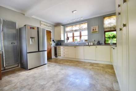 Equestrian property with 3.78 acres, stable block and 40m x 20m arena, Image 21