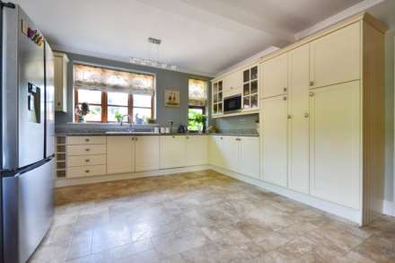 Equestrian property with 3.78 acres, stable block and 40m x 20m arena, Image 23