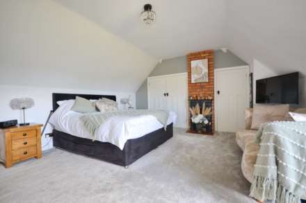 Equestrian property with 3.78 acres, stable block and 40m x 20m arena, Image 35