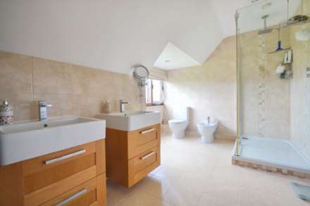 Equestrian property with 3.78 acres, stable block and 40m x 20m arena, Image 37