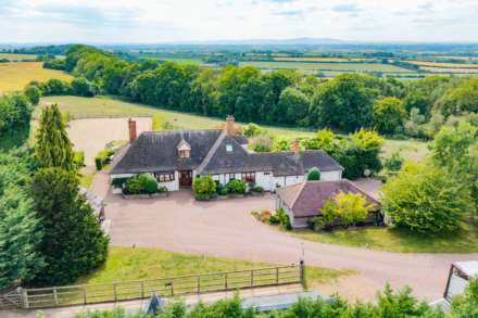 Equestrian property with 3.78 acres, stable block and 40m x 20m arena, Image 46