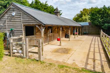 Equestrian property with 3.78 acres, stable block and 40m x 20m arena, Image 51