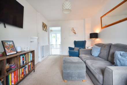 Whittle Way, Brockworth, Gloucestershire, Image 4