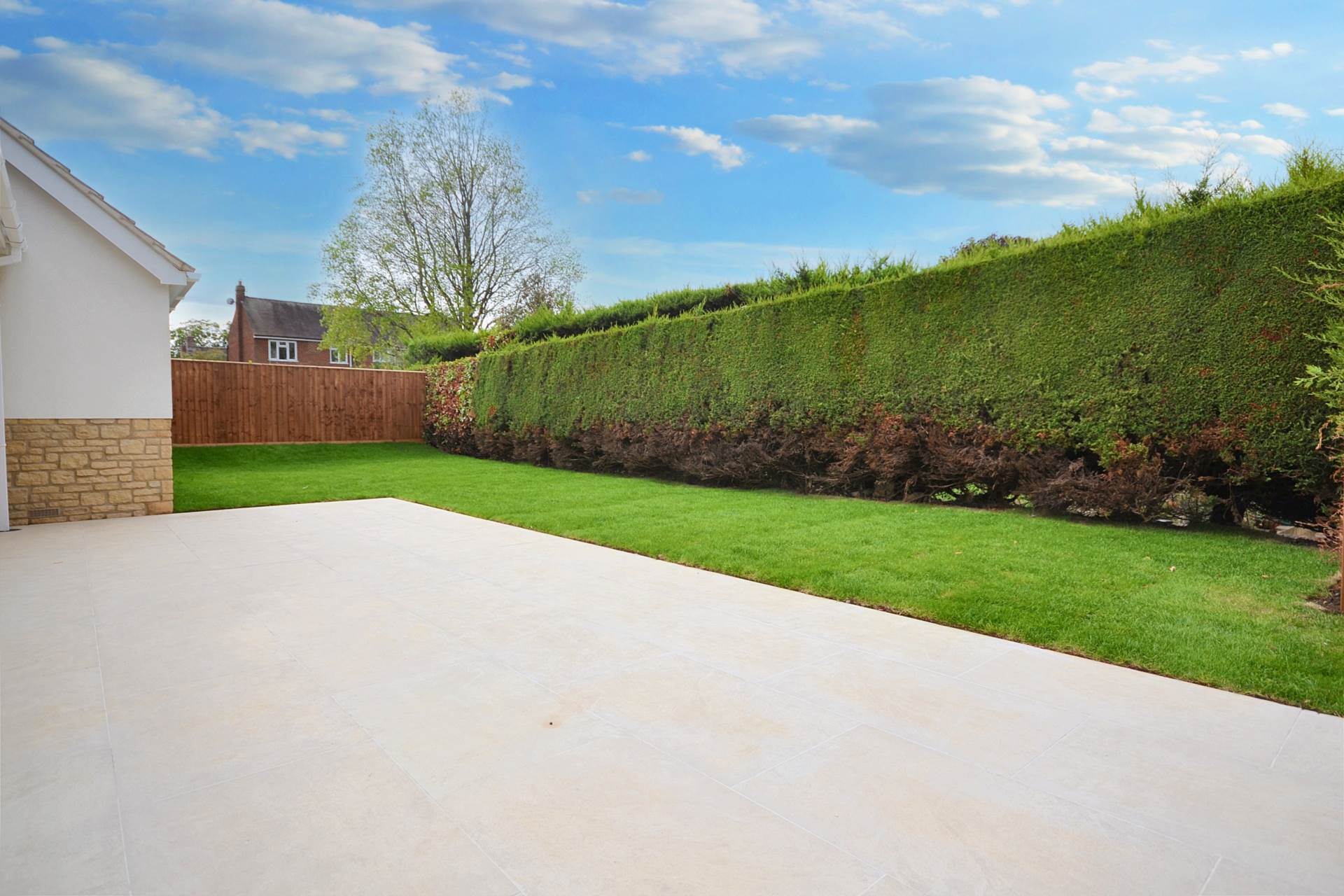 The Dell, Bredon, Tewkesbury, Gloucestershire, Image 2