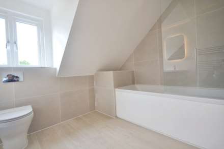 The Dell, Bredon, Tewkesbury, Gloucestershire, Image 25