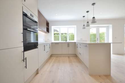 The Dell, Bredon, Tewkesbury, Gloucestershire, Image 6