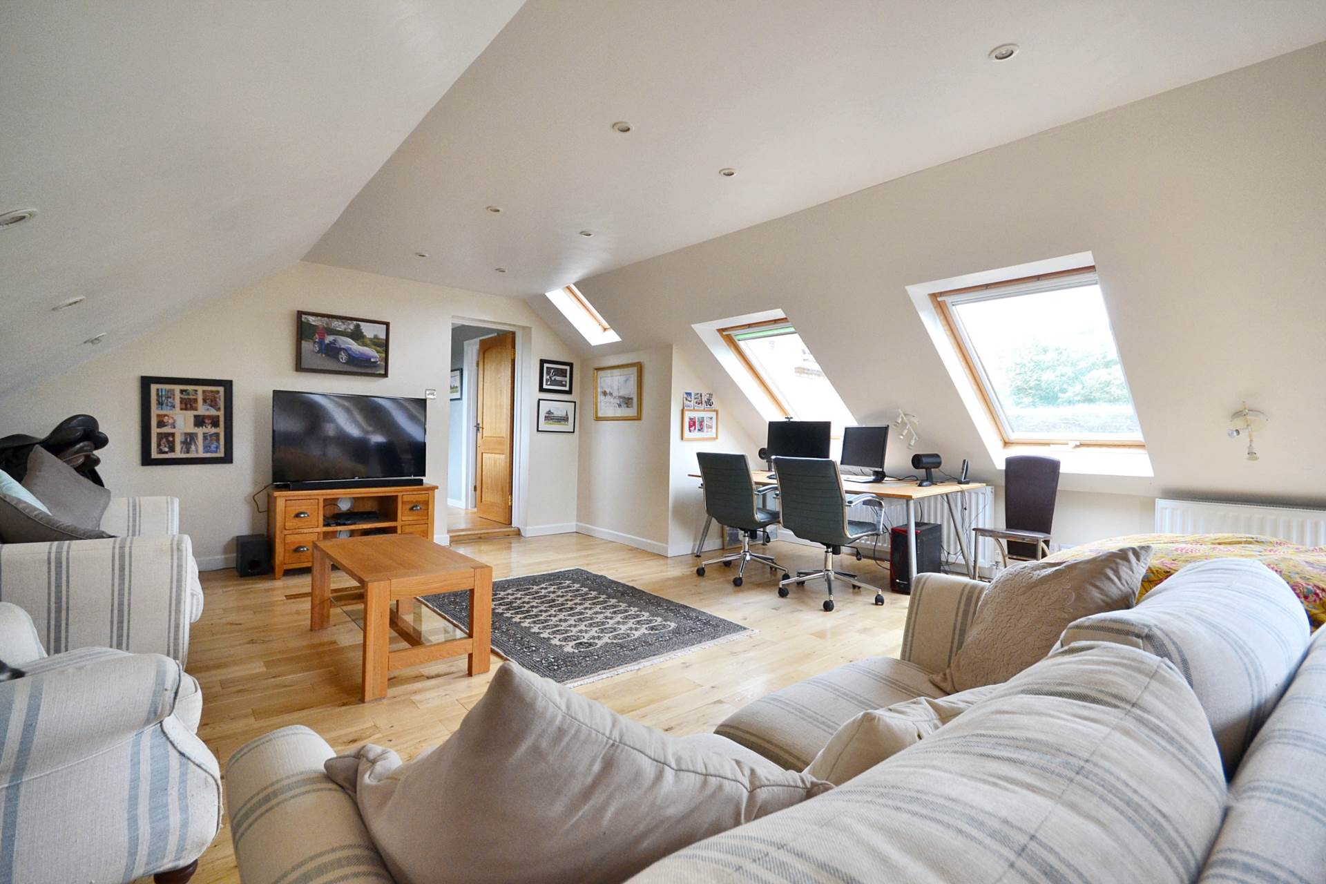 Chapel Lane, Westmancote, Tewkesbury, Gloucestershire, Image 40