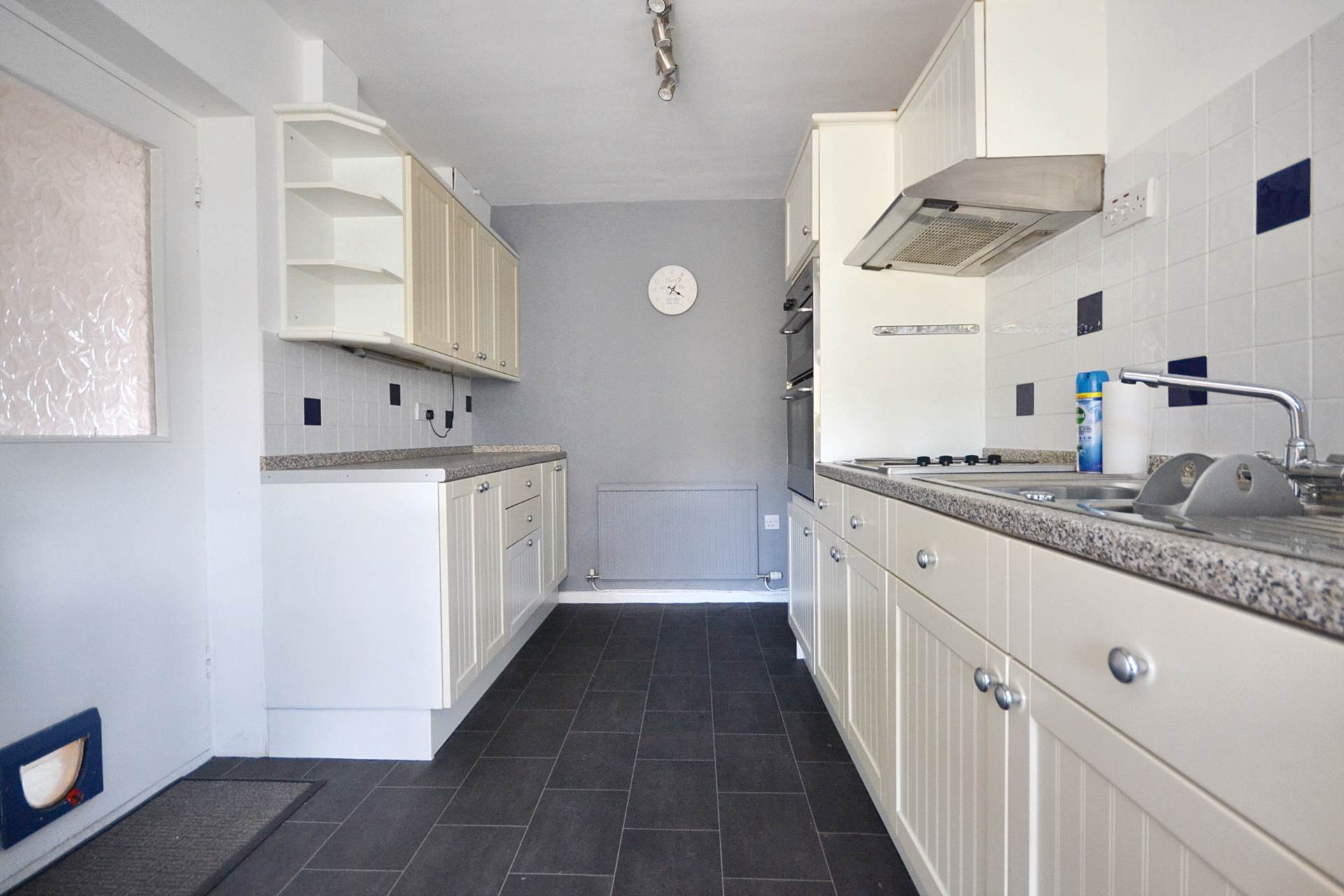 Hill View Lane, Twyning, Tewkesbury, Gloucestershire, Image 7