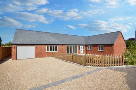 4 Bedroom Detached, Gander Lane, Teddington, Tewkesbury, Gloucestershire