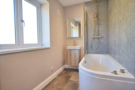 Gander Lane, Teddington, Tewkesbury, Gloucestershire, Image 12