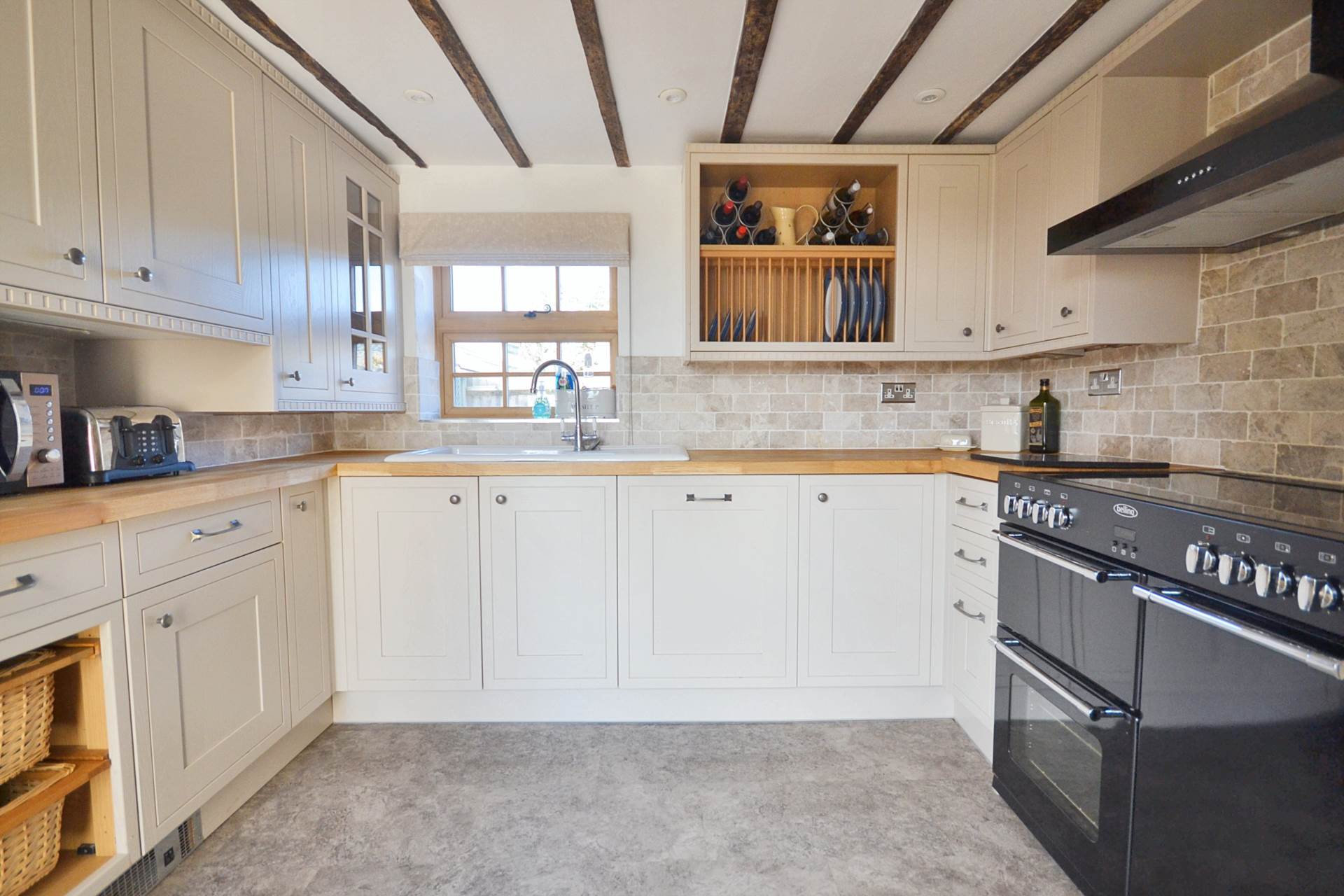 Aston Cross, Tewkesbury, Gloucestershire, Image 10