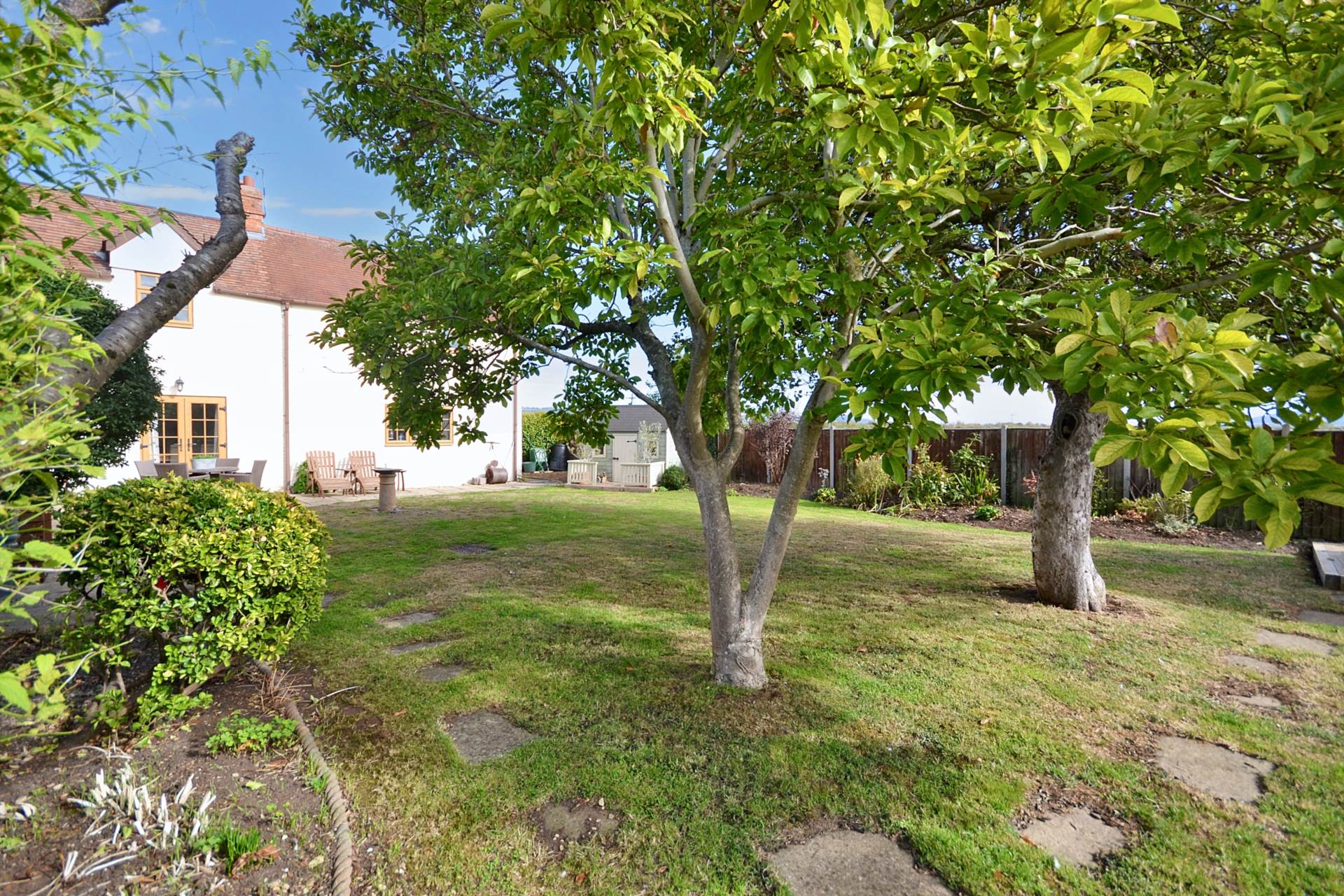 Aston Cross, Tewkesbury, Gloucestershire, Image 14