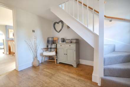 Aston Cross, Tewkesbury, Gloucestershire, Image 3