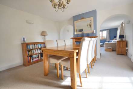 Aston Cross, Tewkesbury, Gloucestershire, Image 7