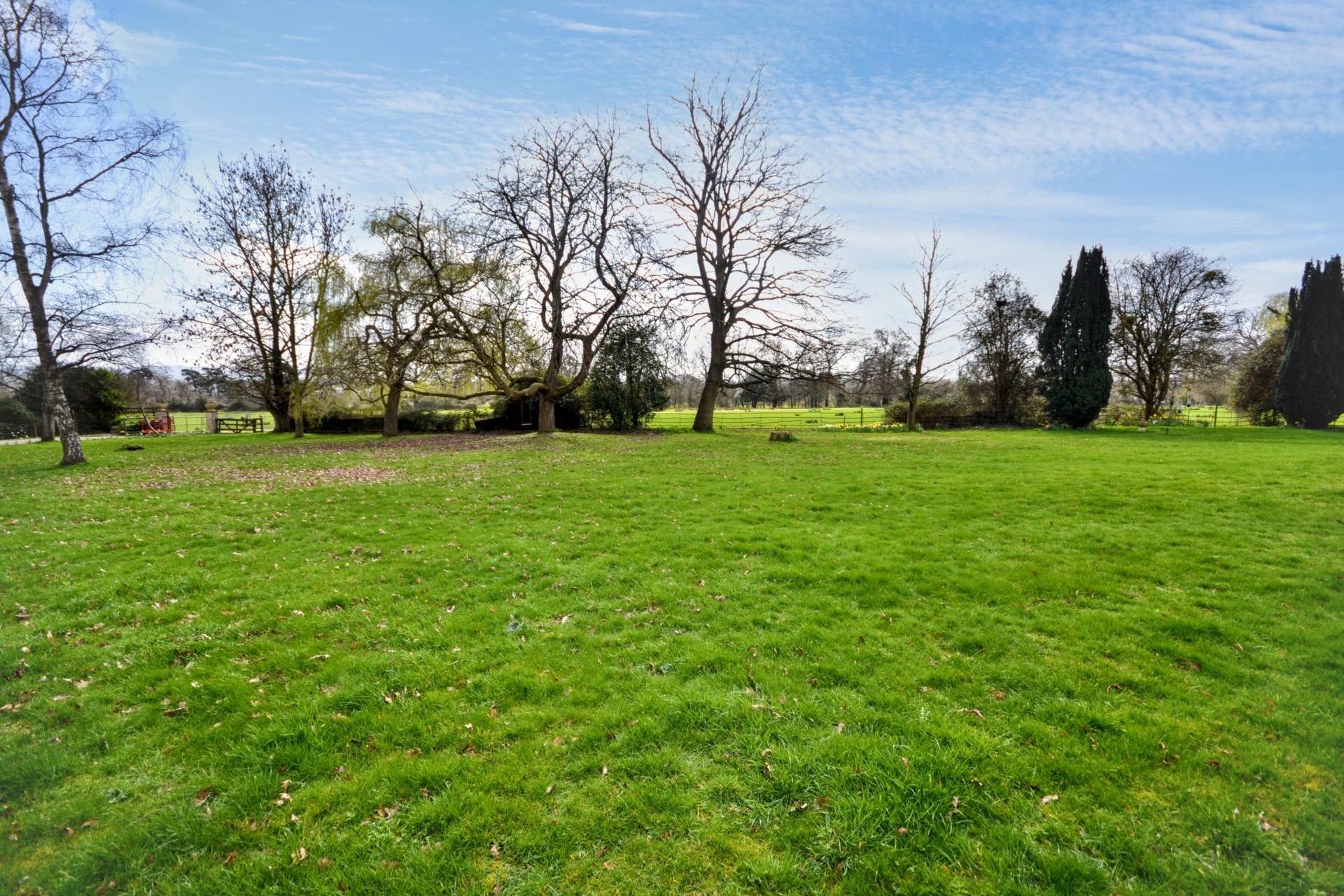 Twyning Manor, Twyning Tewkesbury, Gloucestershire, Image 2