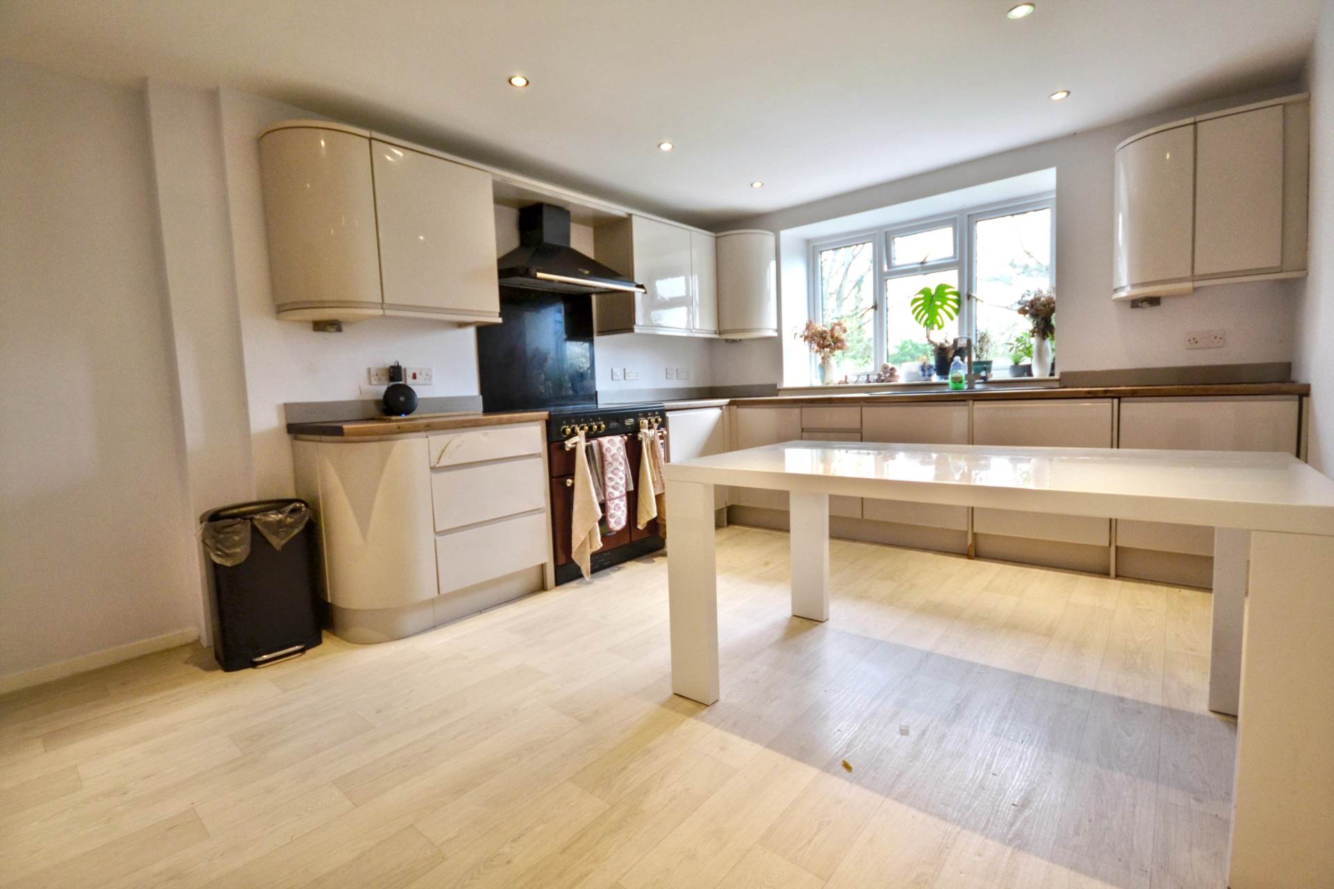 Twyning Manor, Twyning Tewkesbury, Gloucestershire, Image 8