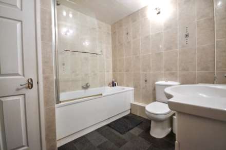 Twyning Manor, Twyning Tewkesbury, Gloucestershire, Image 16