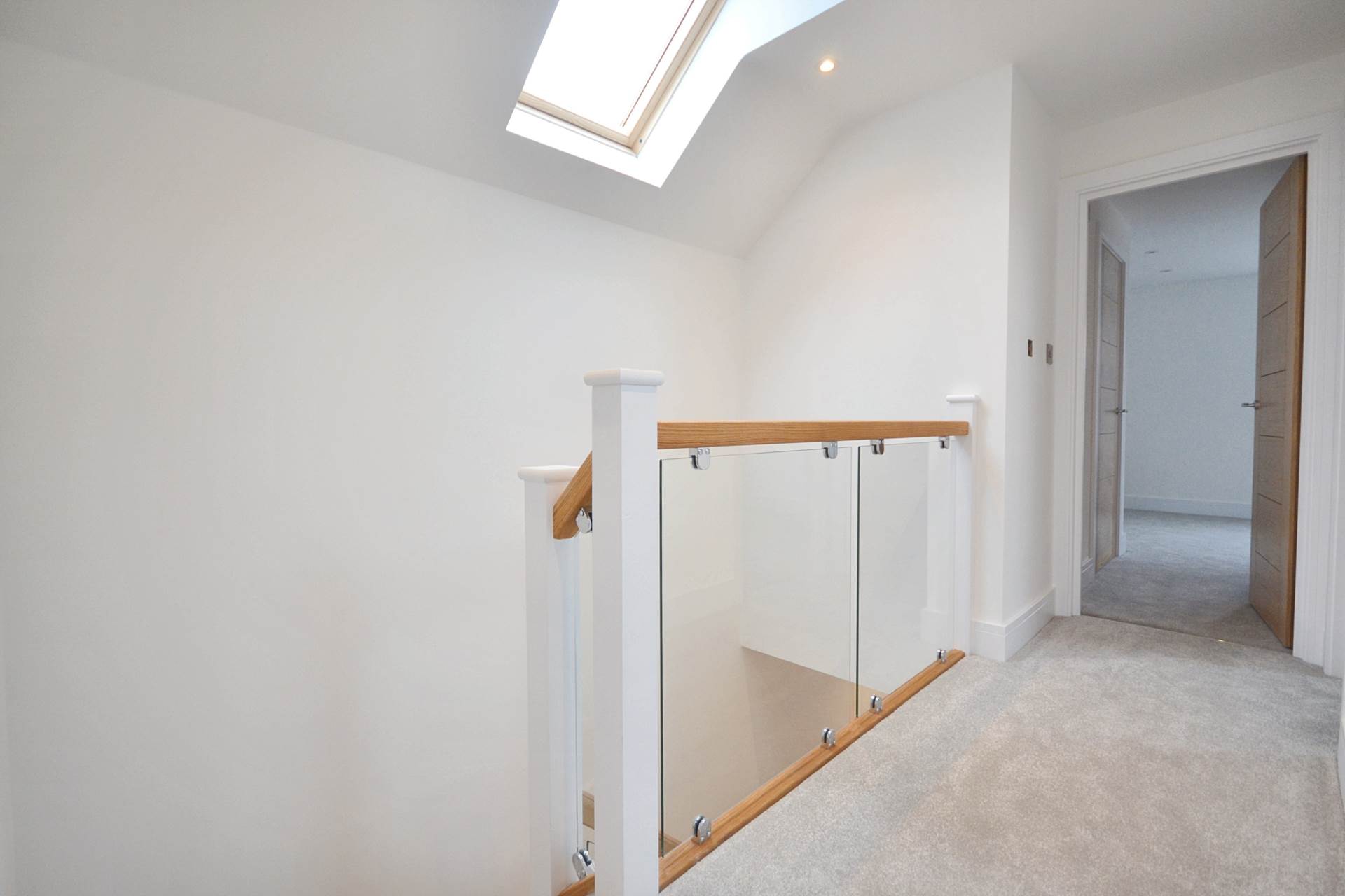 Aston Cross, Tewkesbury, Gloucestershire, Image 12