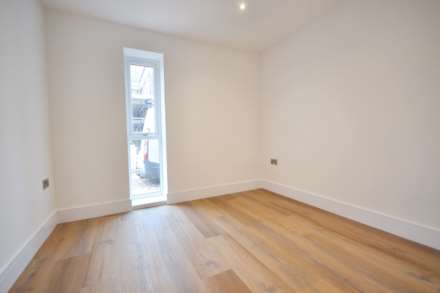 Aston Cross, Tewkesbury, Gloucestershire, Image 10