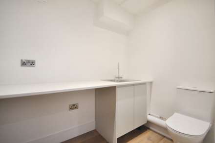 Aston Cross, Tewkesbury, Gloucestershire, Image 11