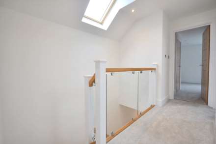 Aston Cross, Tewkesbury, Gloucestershire, Image 12