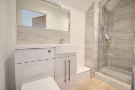 Aston Cross, Tewkesbury, Gloucestershire, Image 16