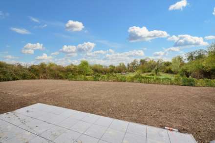 Aston Cross, Tewkesbury, Gloucestershire, Image 2