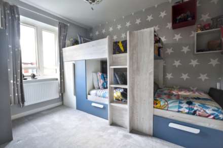 Sapphire Road, Bishop's Cleeve, Cheltenham, Gloucestershire, Image 14