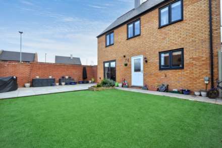 Sapphire Road, Bishop's Cleeve, Cheltenham, Gloucestershire, Image 2