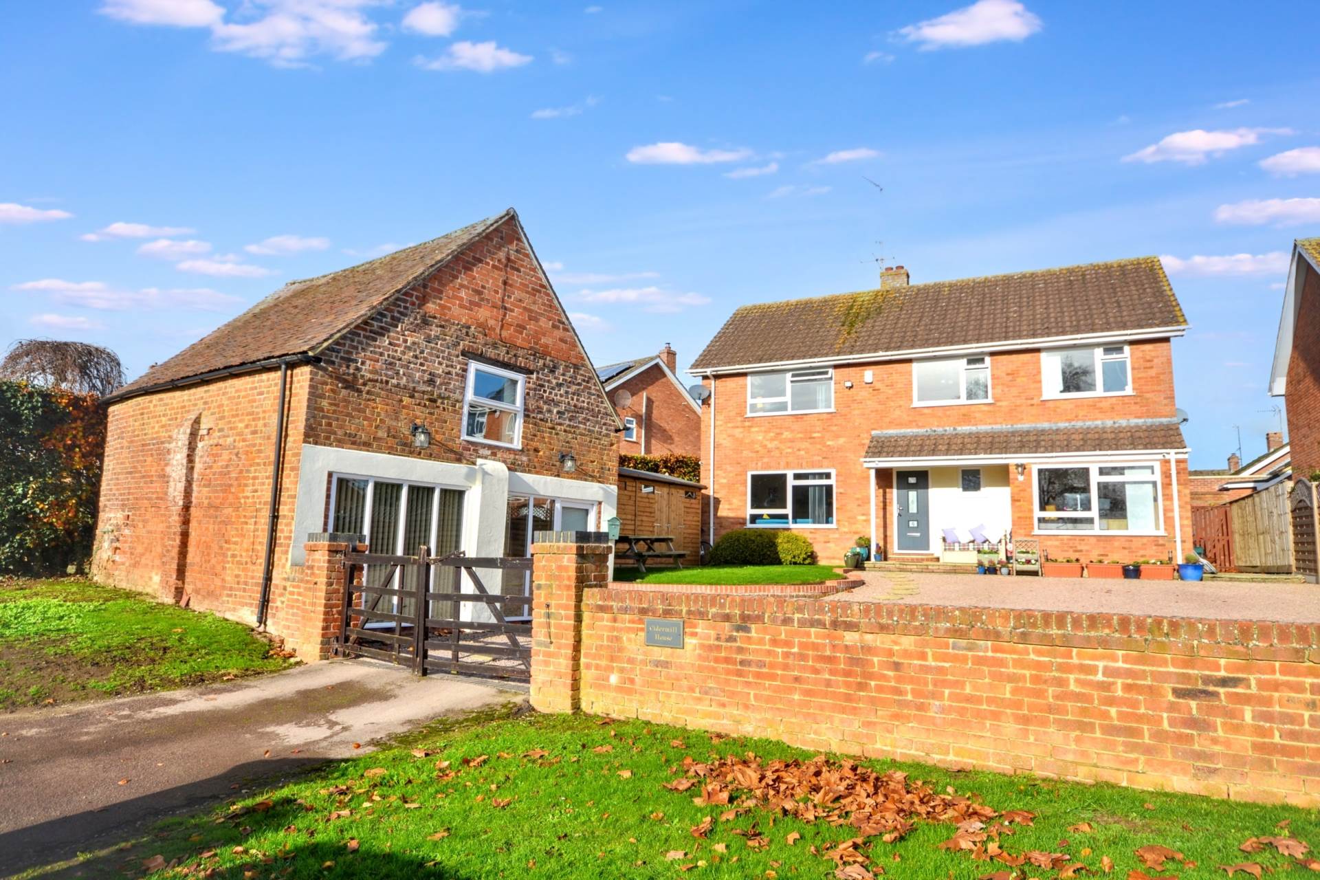 Twyning Green, Tewkesbury, Gloucestershire, Image 39