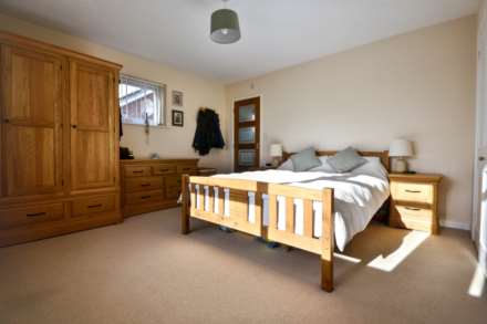 Twyning Green, Tewkesbury, Gloucestershire, Image 18