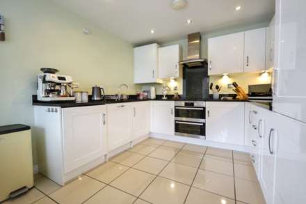 Furrow Close, Holly Green, Worcestershire, Image 8