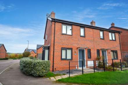 3 Bedroom Semi-Detached, Hawser Road, Tewkesbury, Gloucestershire