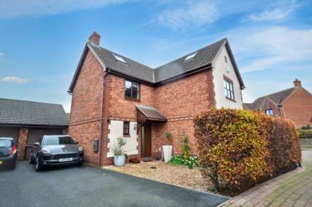 5 Bedroom Detached, Walton Cardiff, Tewkesbury, Gloucestershire