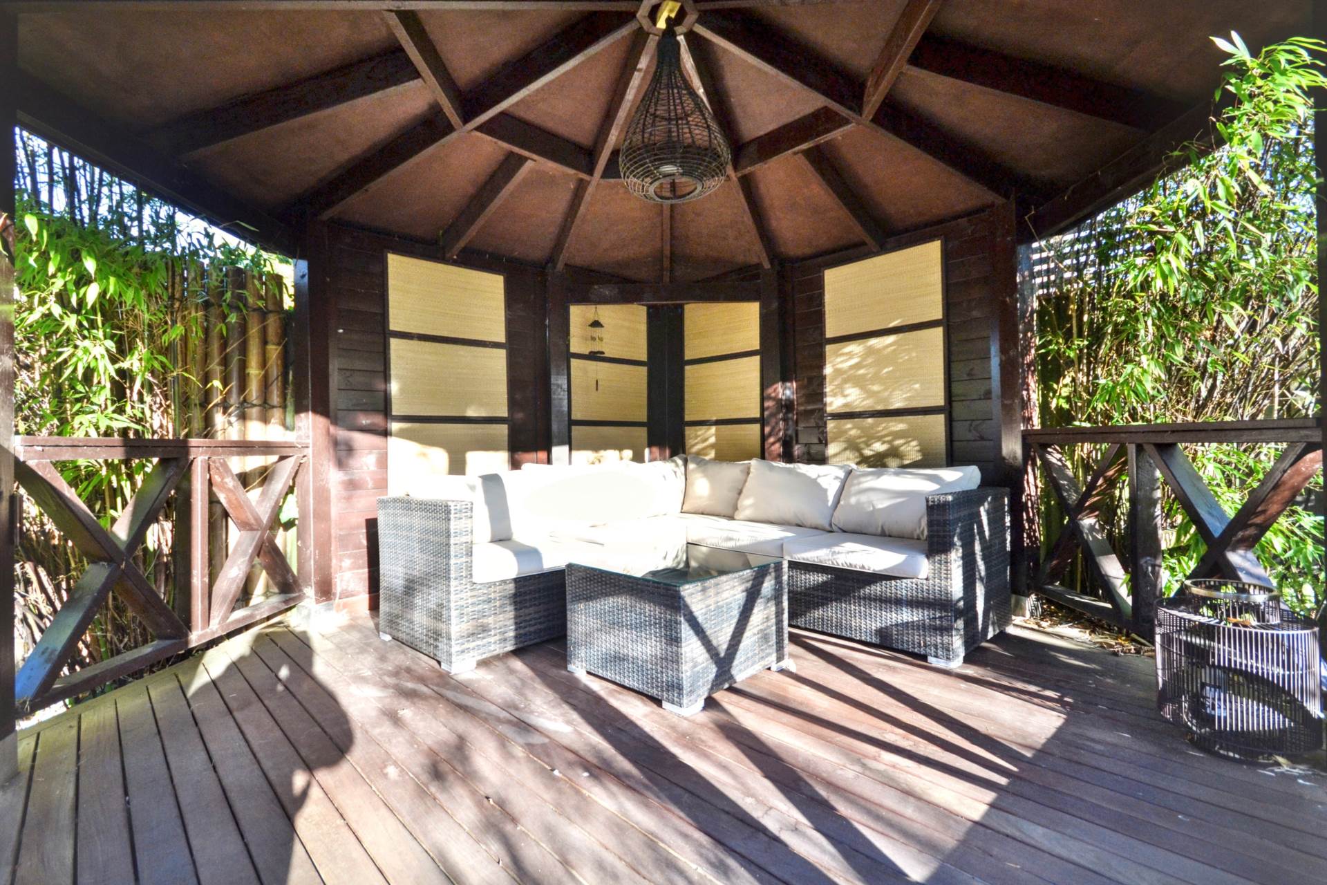 Hill View Road, Strensham, Worcestershire, Image 37