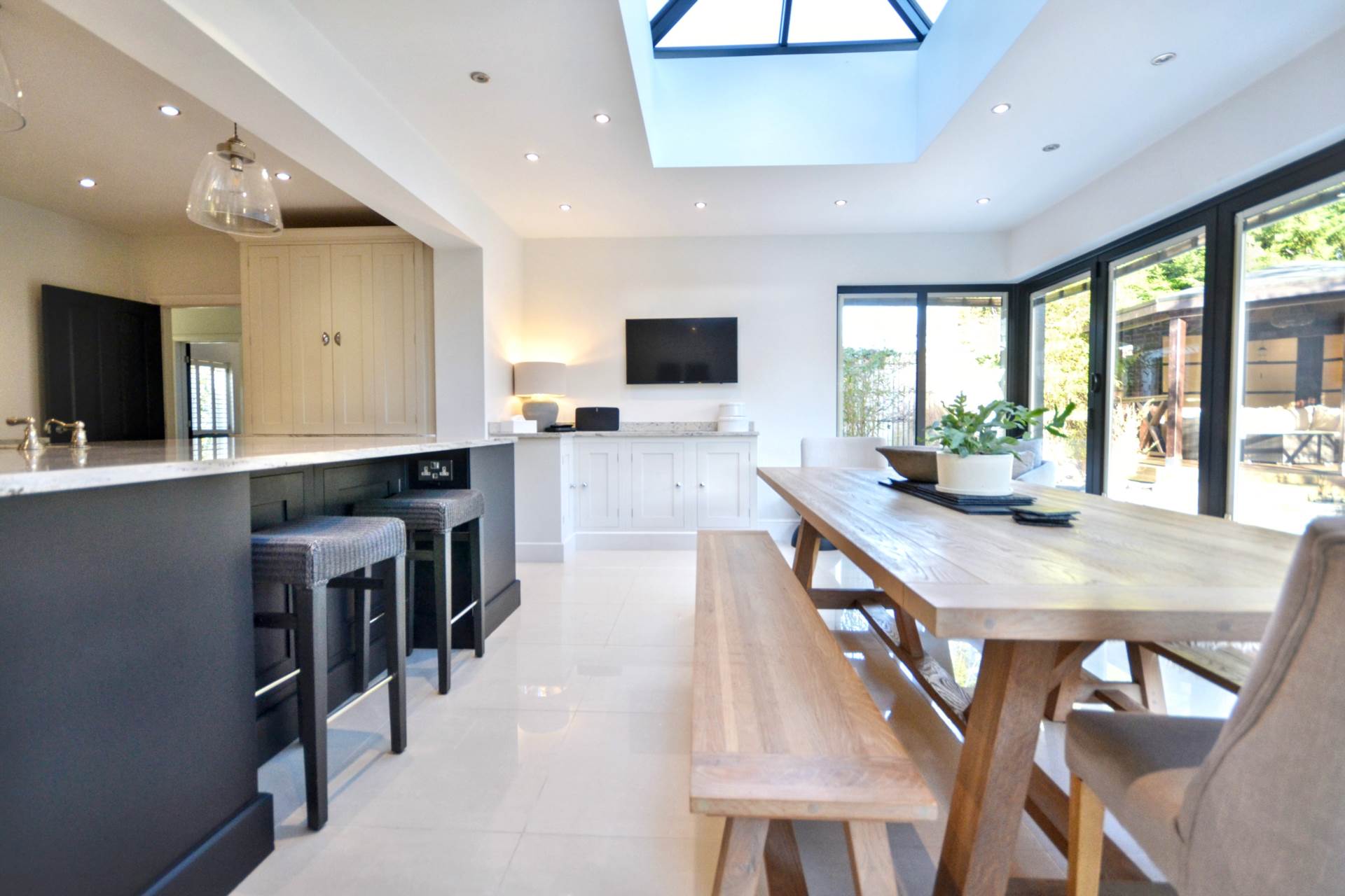 Hill View Road, Strensham, Worcestershire, Image 6