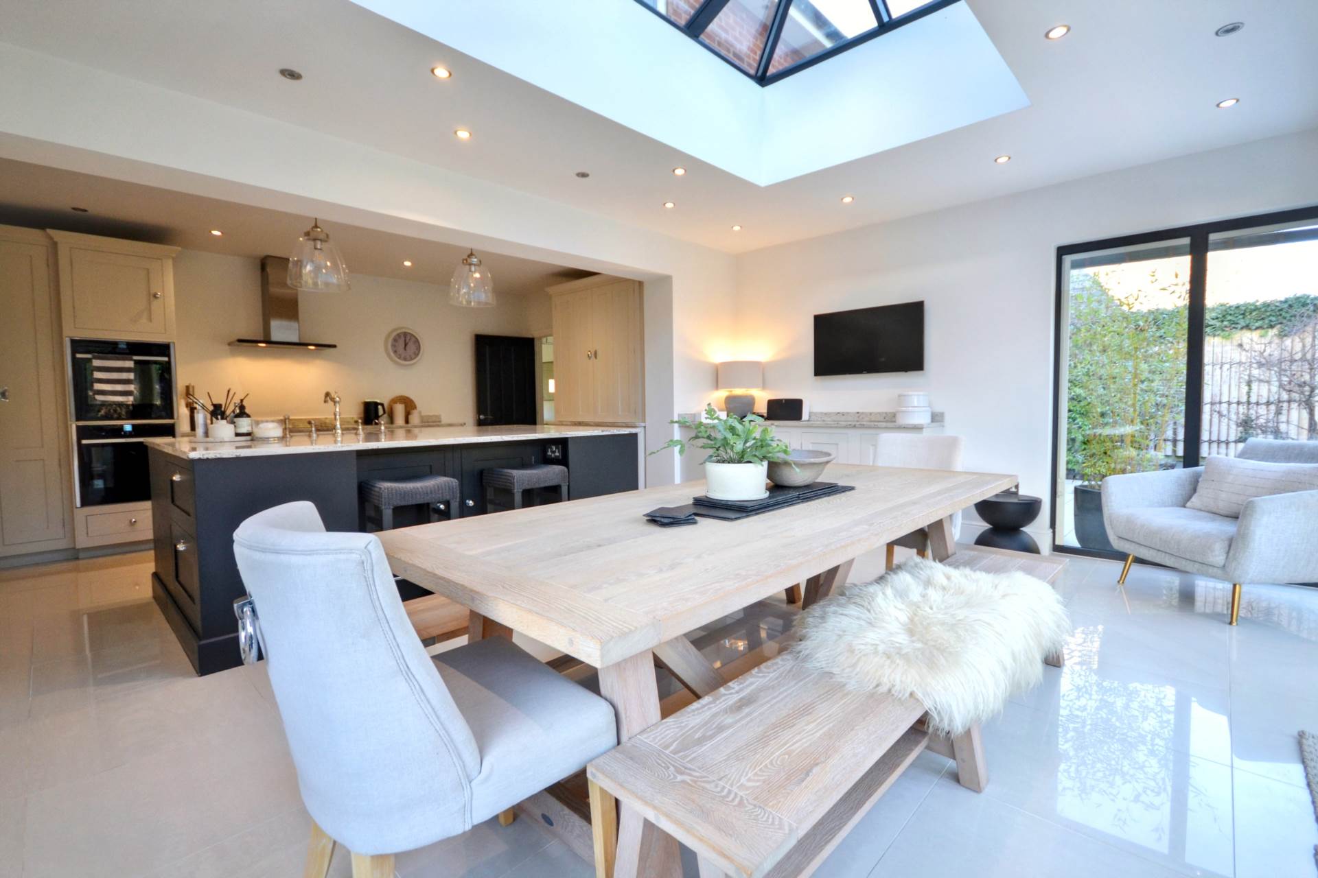 Hill View Road, Strensham, Worcestershire, Image 7