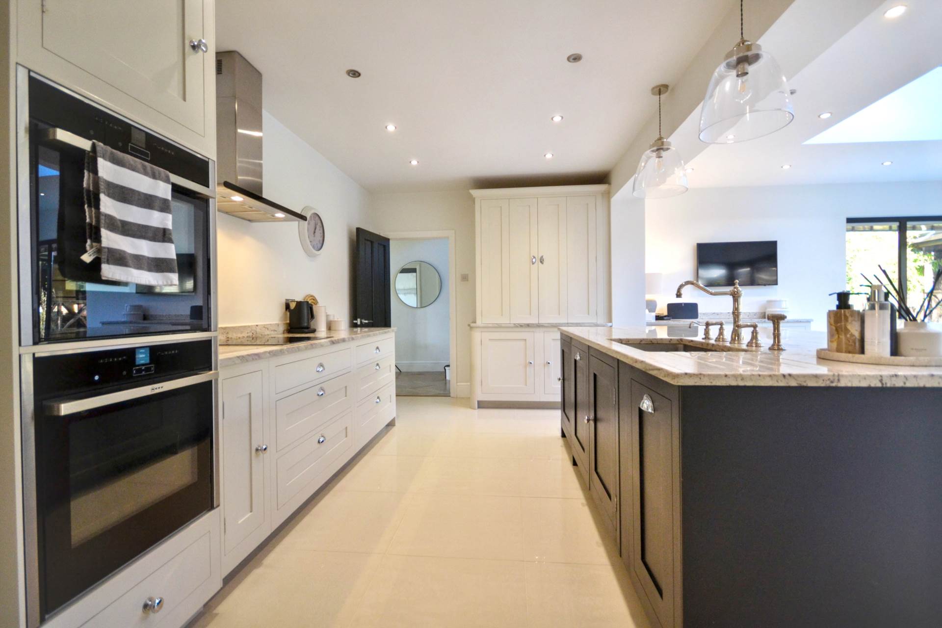 Hill View Road, Strensham, Worcestershire, Image 9