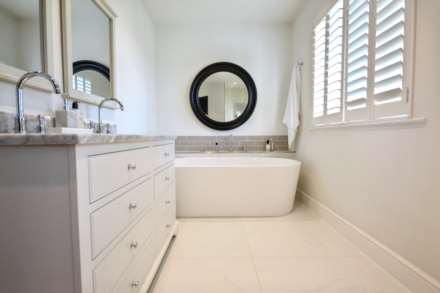 Hill View Road, Strensham, Worcestershire, Image 32