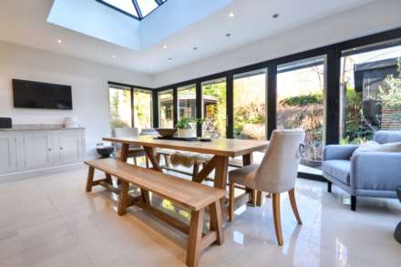 Hill View Road, Strensham, Worcestershire, Image 5