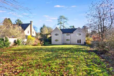 Cowley, Cheltenham, Gloucestershire, Image 13