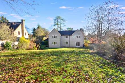 Cowley, Cheltenham, Gloucestershire, Image 25