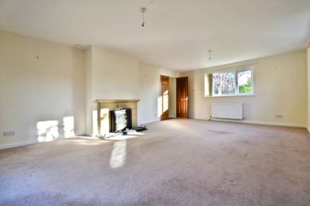 Cowley, Cheltenham, Gloucestershire, Image 5