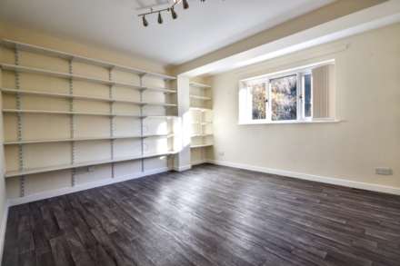 Cowley, Cheltenham, Gloucestershire, Image 9