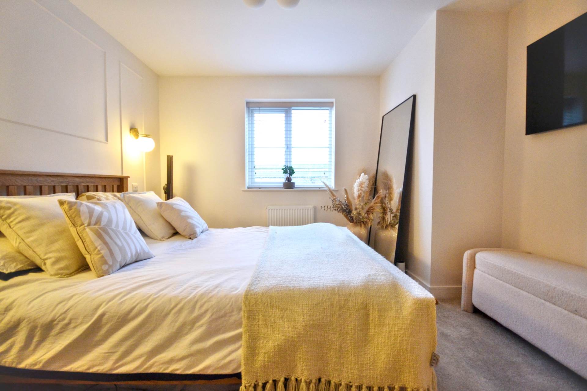 Ashton Crescent, Tewkesbury, Gloucestershire, Image 16